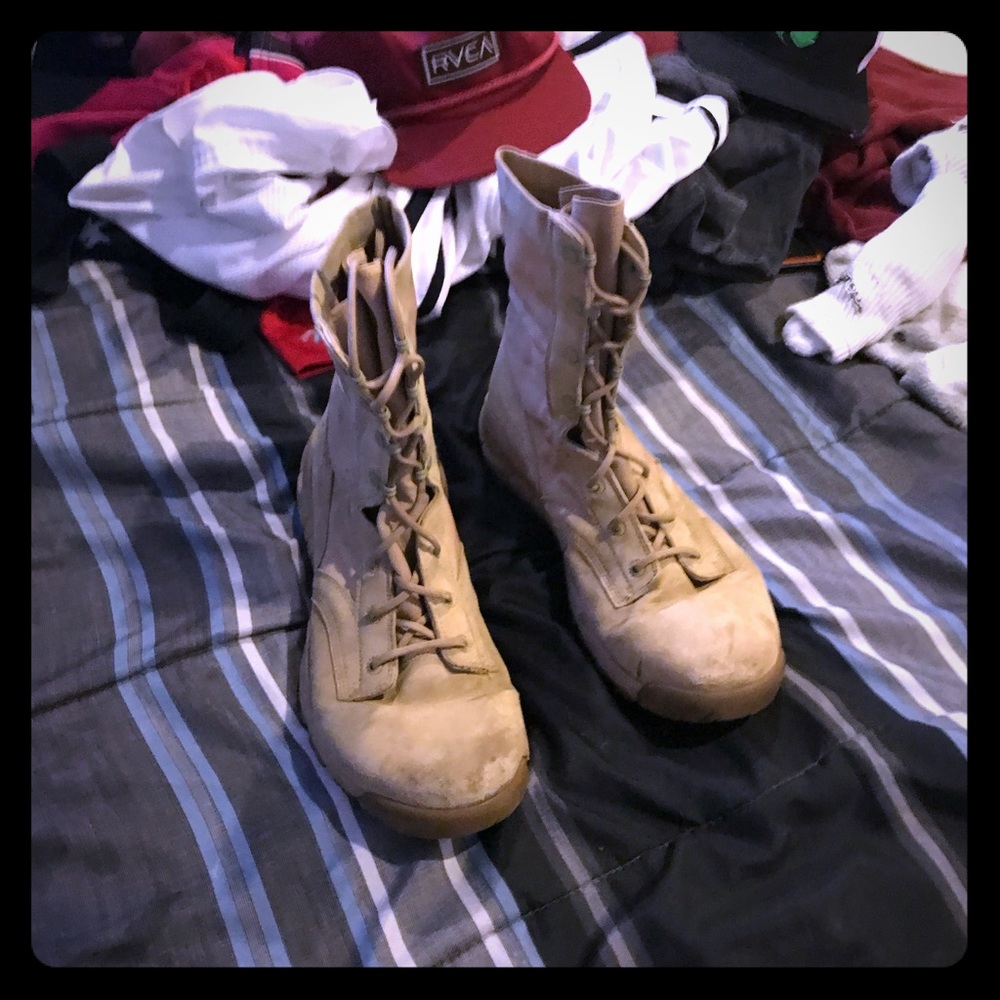 Nike combat boots